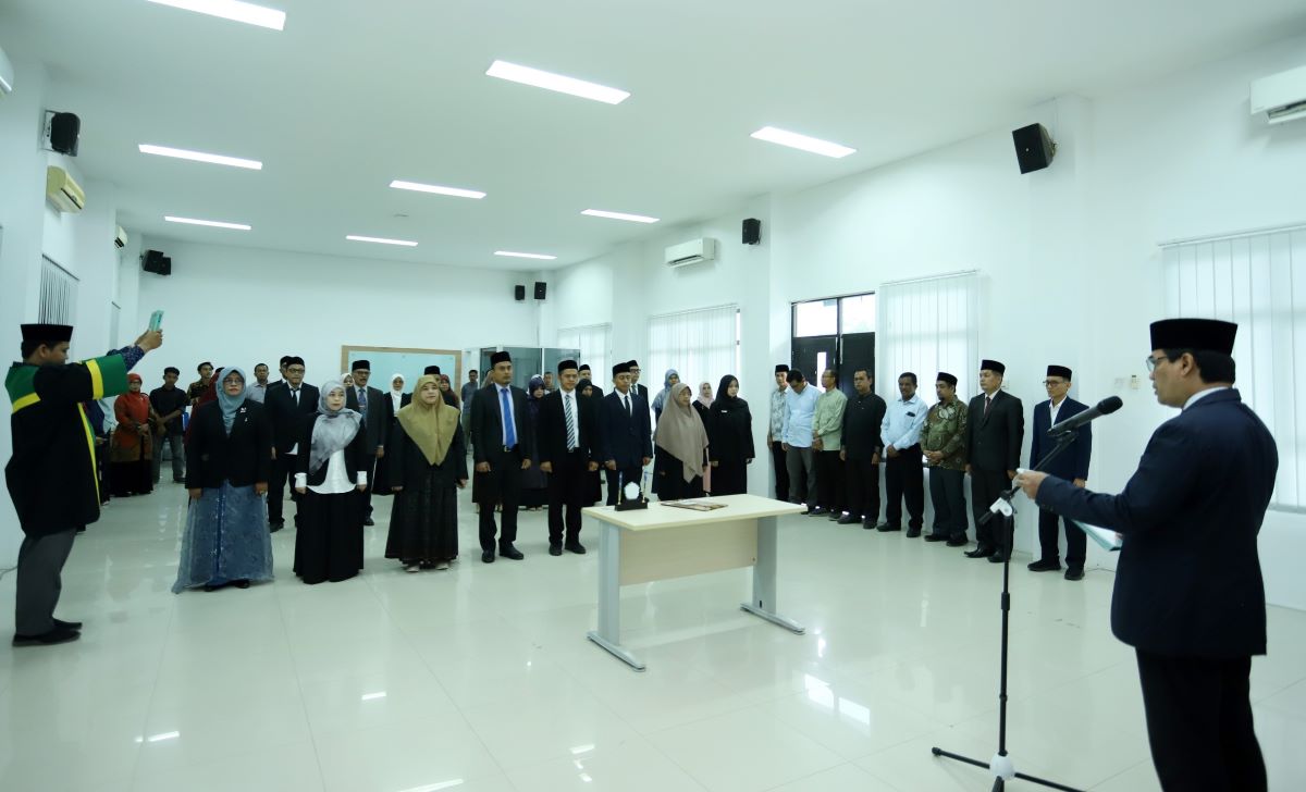 Lantik 14 Pengelola Prodi FTK, Ini Pesan Rektor UIN Ar-Raniry 
